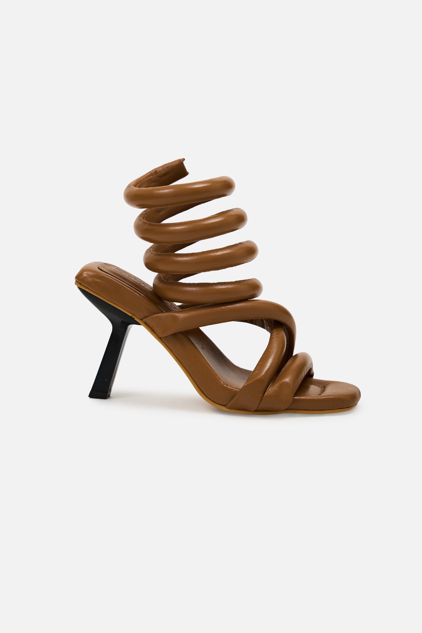 Simona Camel
