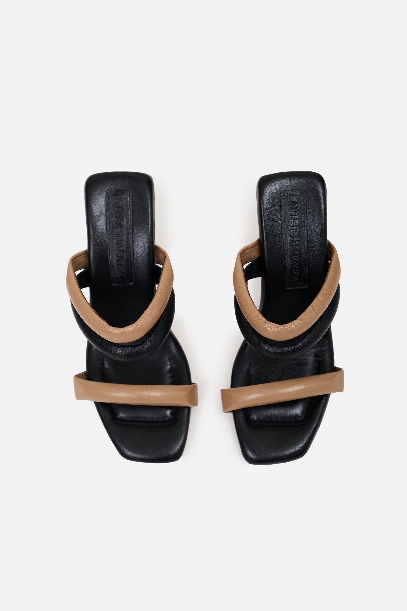 OLIVIA NEGRO X ARENA